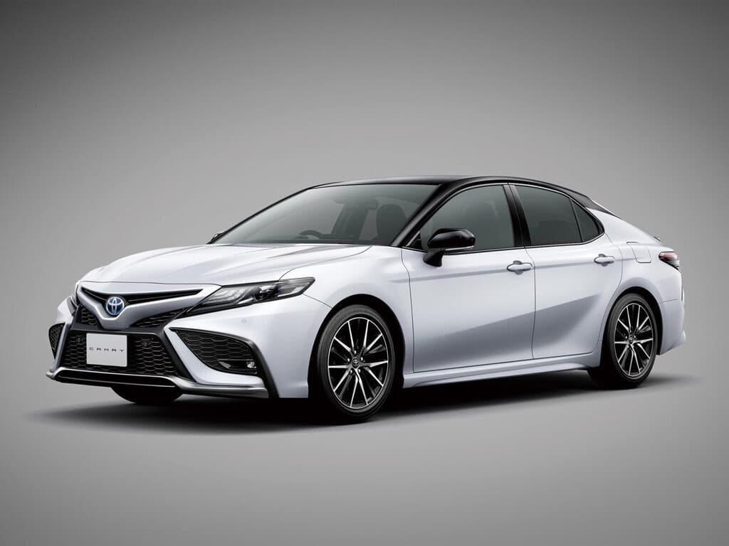 Toyota VS Honda: сравниваем 5 седанов бизнес-класса из Японии