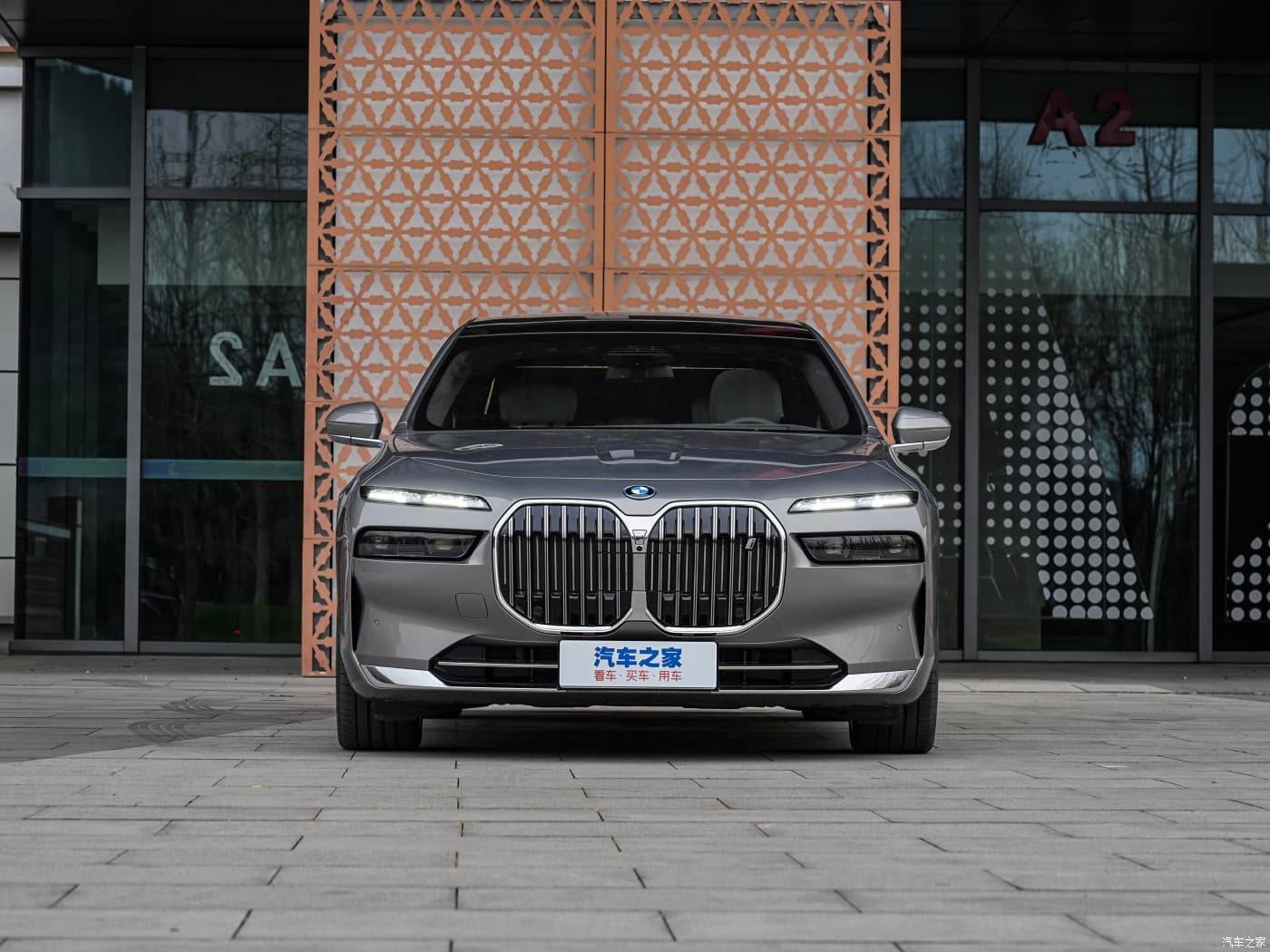 Обзор электромобиля BMW i7