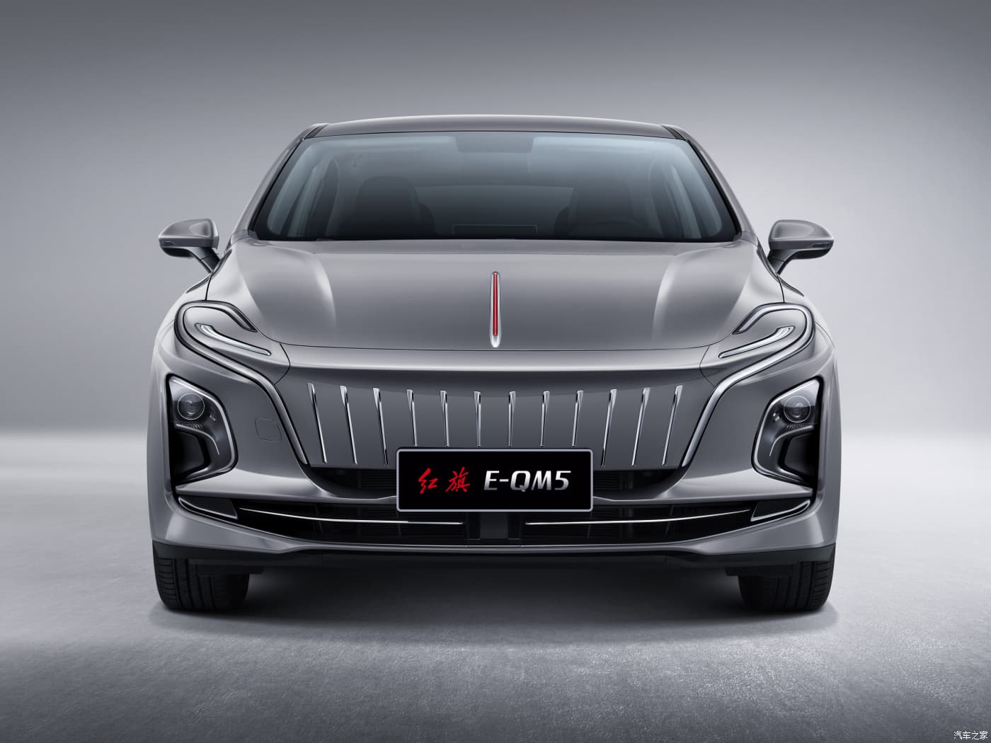 Обзор электромобиля Hongqi E-QM5