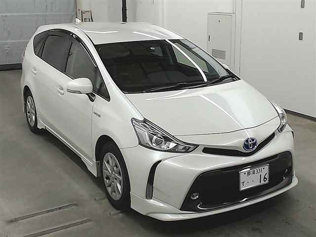 Toyota Prius Alpha G