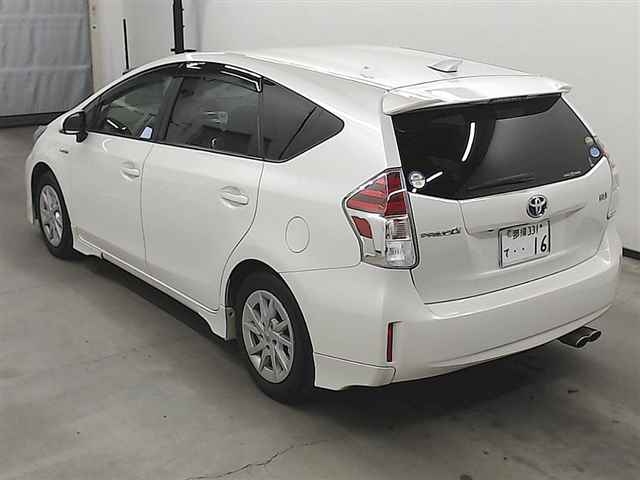 Toyota Prius Alpha G
