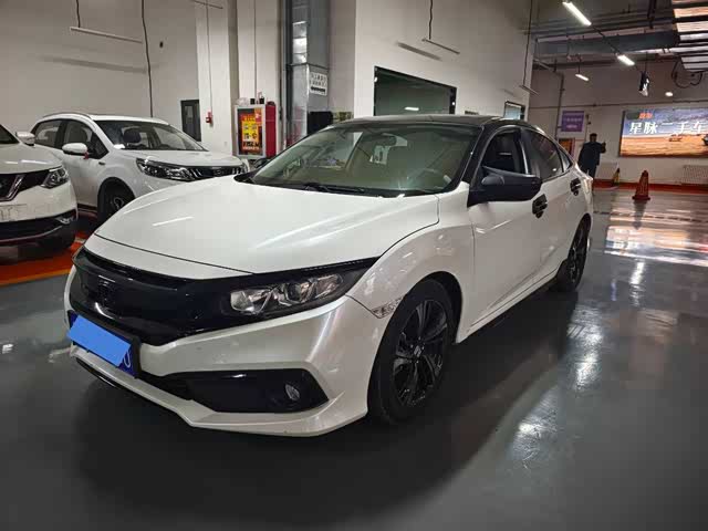Honda Civic 2019 — фото 1