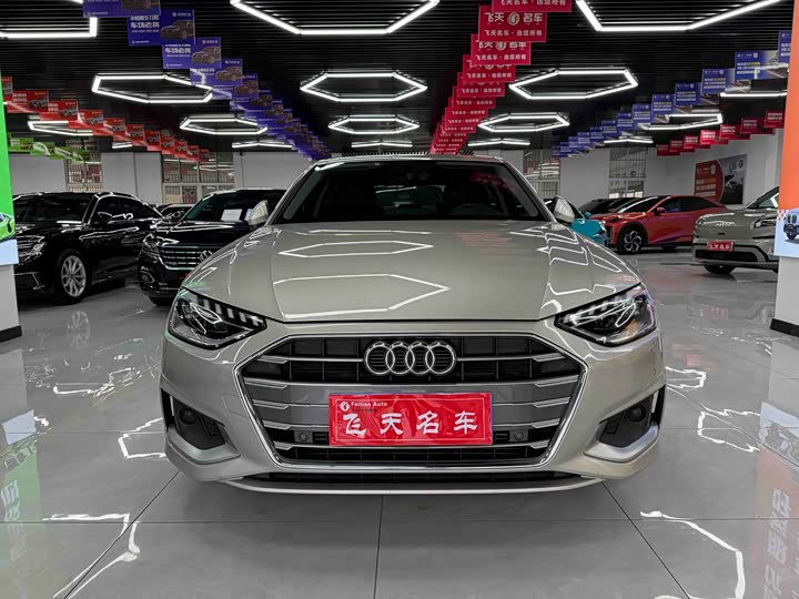 Audi Audi A4L 2020 — фото 1