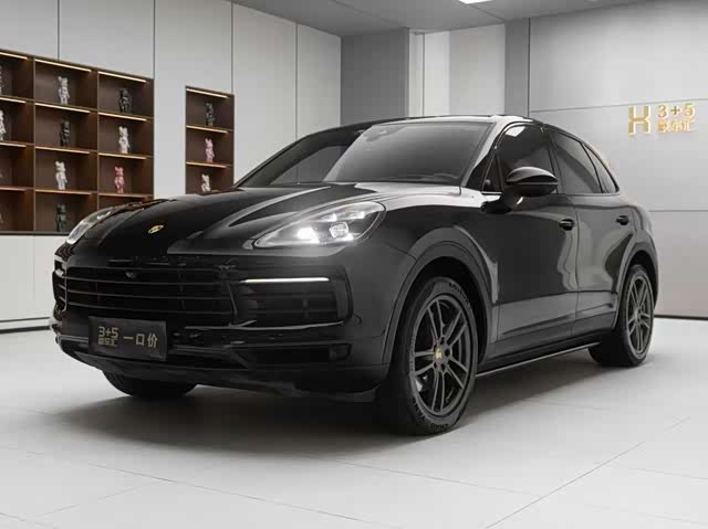 Porsche Cayenne 2022 — фото 1