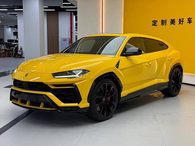 Lamborghini Urus 2021 — фото 1