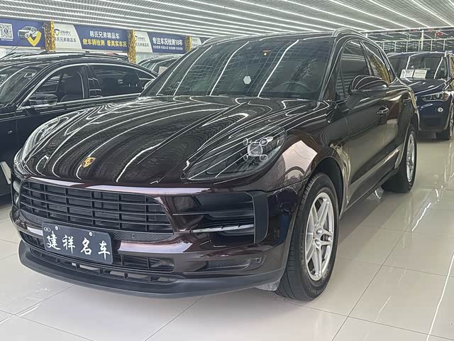 Porsche Macan 2018 — фото 1