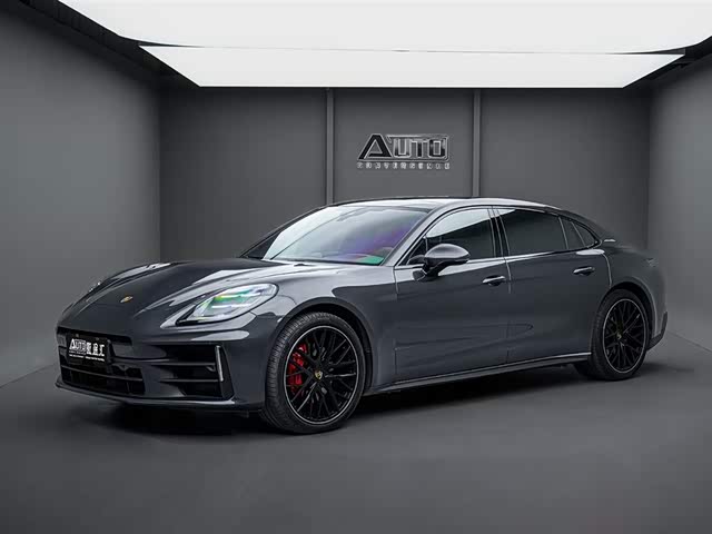 Porsche Panamera 2024 — фото 1