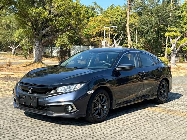 Honda Civic 2019 — фото 1