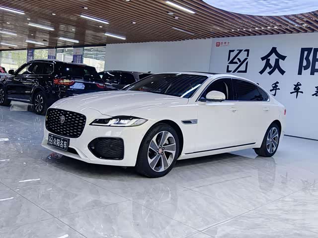 Jaguar Jaguar XFL 2023 — фото 1