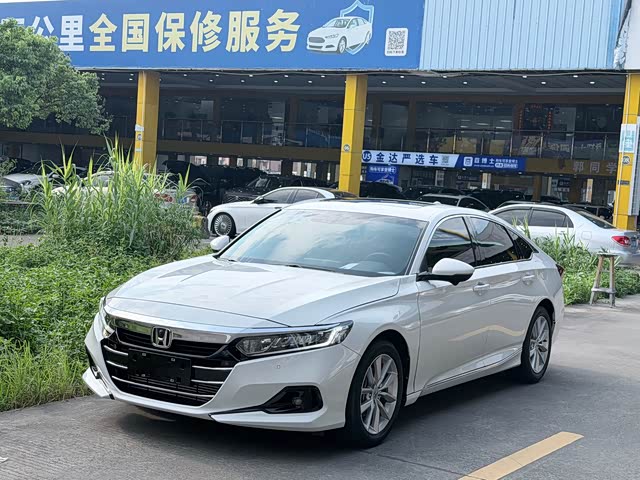 Honda Accord 2022 — фото 1