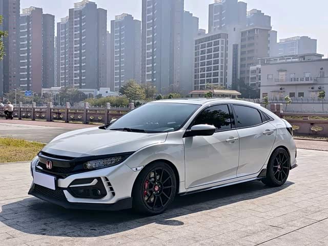 Honda Civic 2021 — фото 1