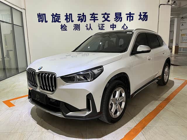 BMW BMW X1 2023 — фото 1