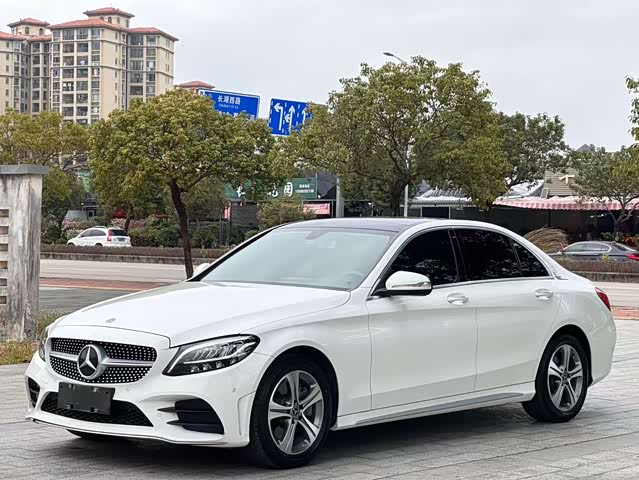 Mercedes-Benz Mercedes-Benz C-Class 2020 — фото 1