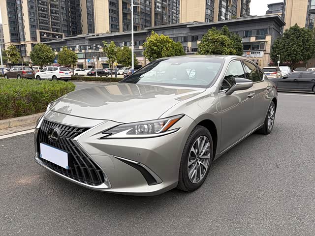 Lexus Lexus ES 2023 — фото 1