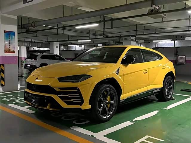 Lamborghini Urus 2018 — фото 1