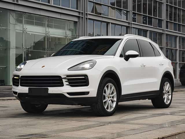 Porsche Cayenne 2019 — фото 1