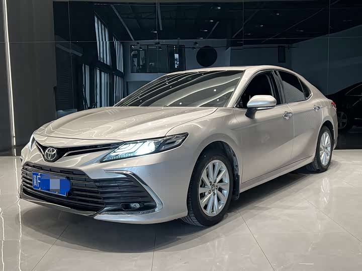 Toyota Camry 2021