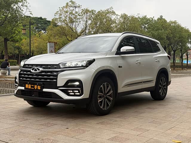 Chery Tiggo 8 2023 — фото 1