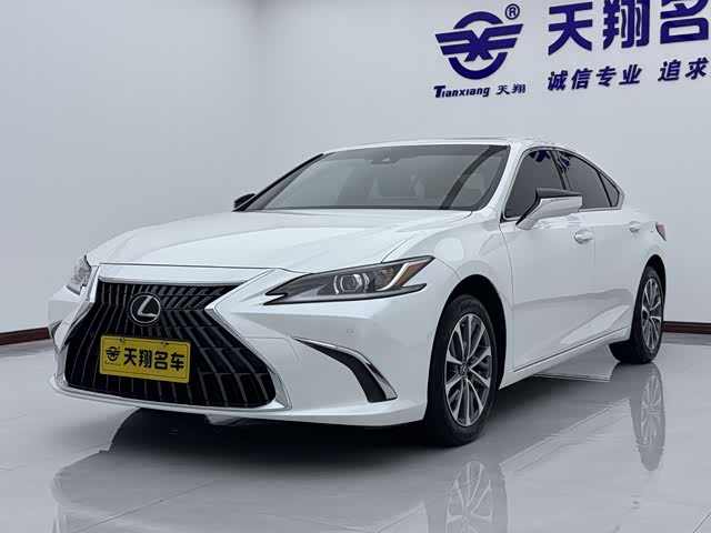 Lexus Lexus ES 2023 — фото 1