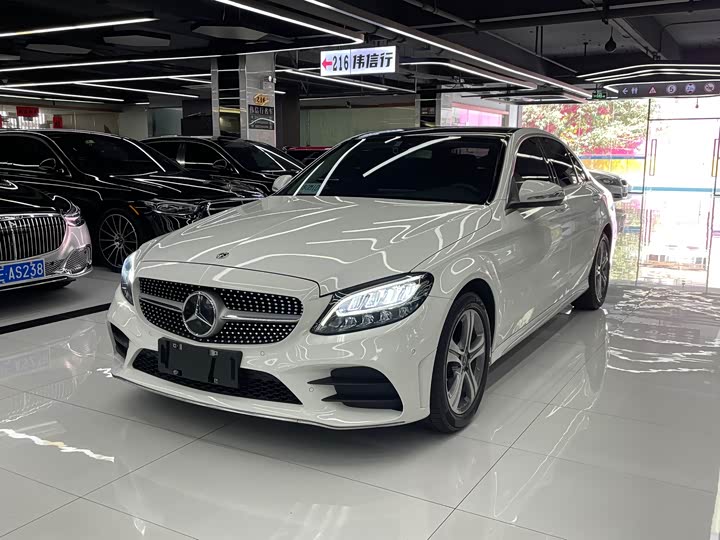 Mercedes-Benz Mercedes-Benz C-Class 2020 — фото 1