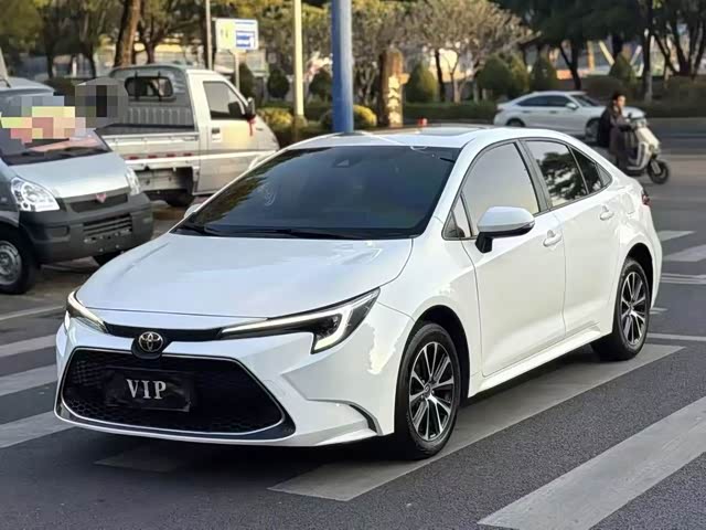 Toyota Levin 2024 — фото 1