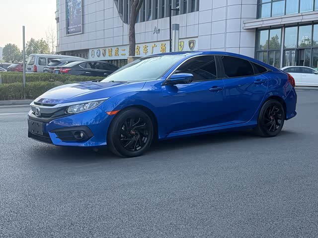 Honda Civic 2016 — фото 1