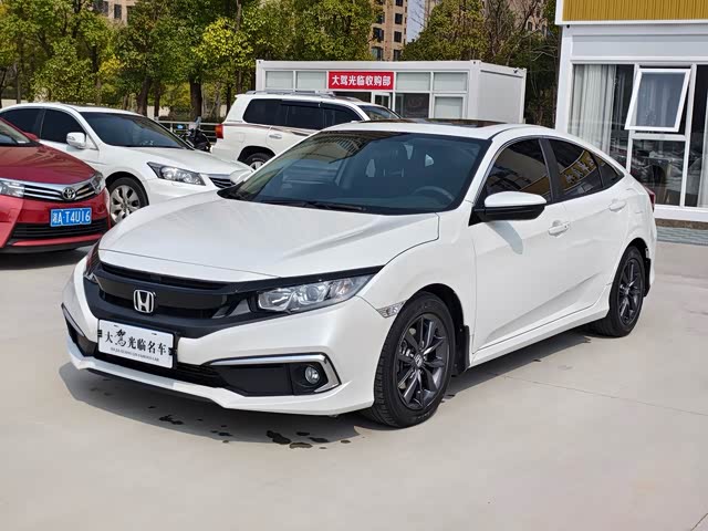 Honda Civic 2019 — фото 1