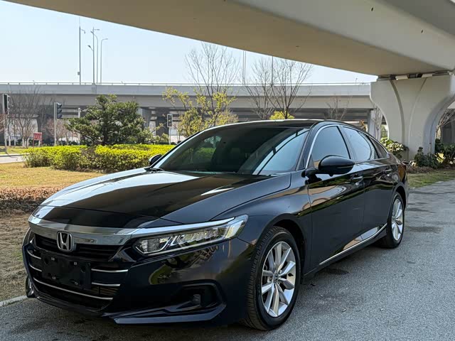 Honda Accord 2022 — фото 1