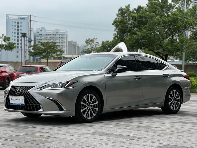 Lexus Lexus ES 2021 — фото 1