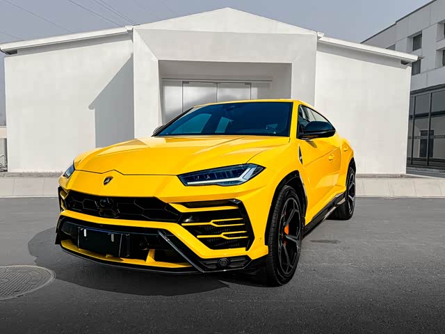 Lamborghini Urus 2021 — фото 1