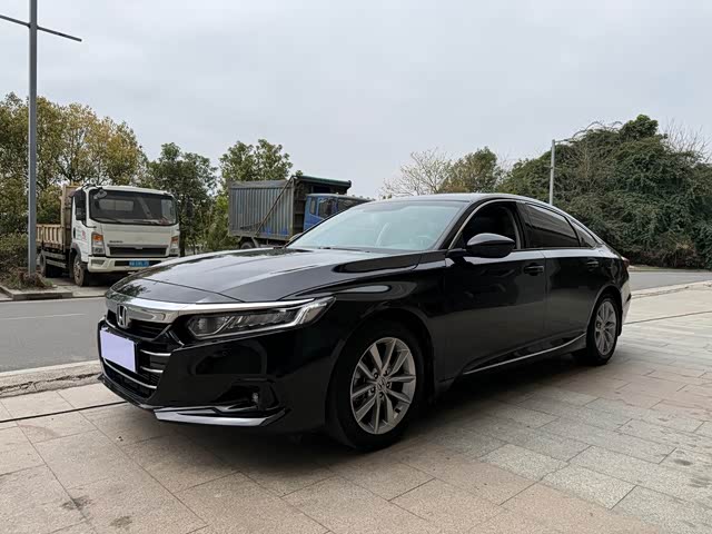 Honda Accord 2022 — фото 1
