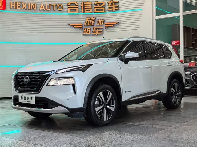 Nissan X-Trail 2023 — фото 1