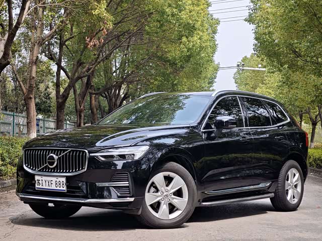 Volvo Volvo XC60 2022 — фото 1