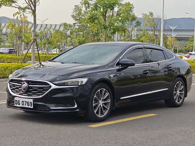 Buick LaCrosse 2021 — фото 1