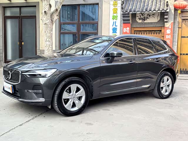 Volvo Volvo XC60 2022 — фото 1