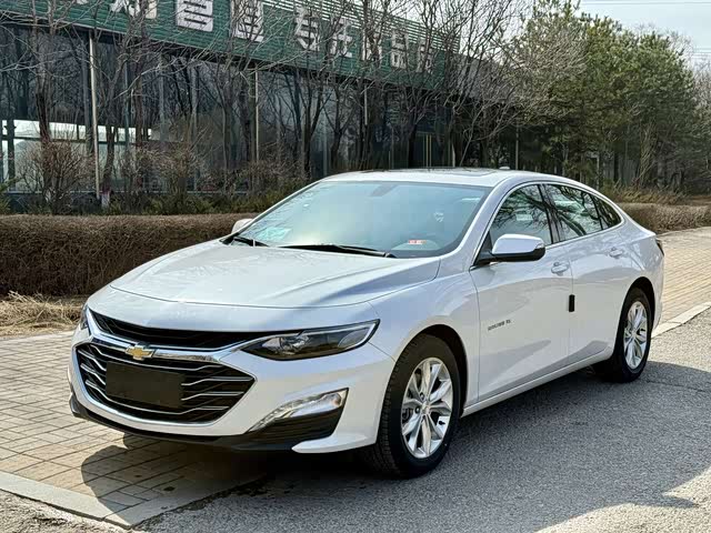 Chevrolet Malibu XL 2023 — фото 1