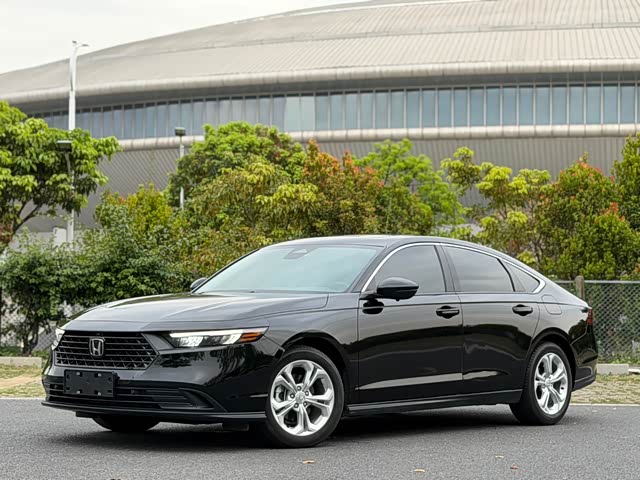 Honda Accord 2023 — фото 1