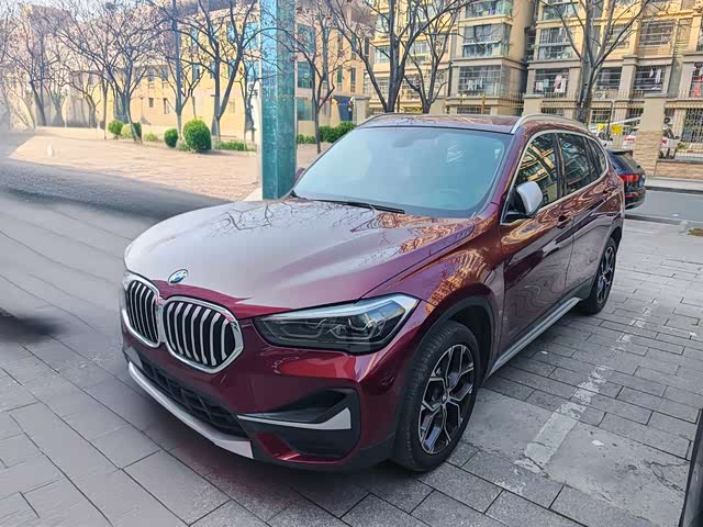 BMW BMW X1 2022 — фото 1