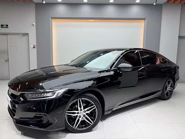 Honda Accord 2022 — фото 1