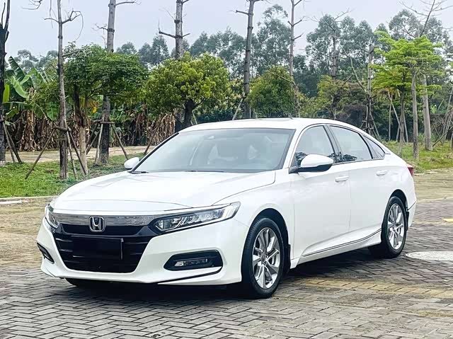 Honda Accord 2021 — фото 1