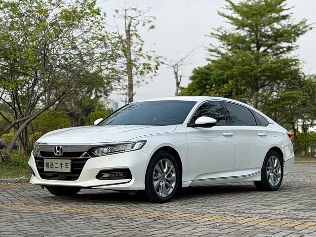 Honda Accord 2021 — фото 1