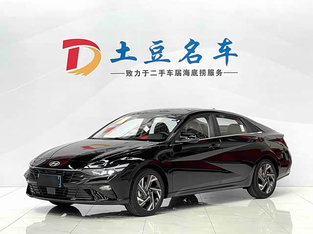 Hyundai Elantra 2022 — фото 1