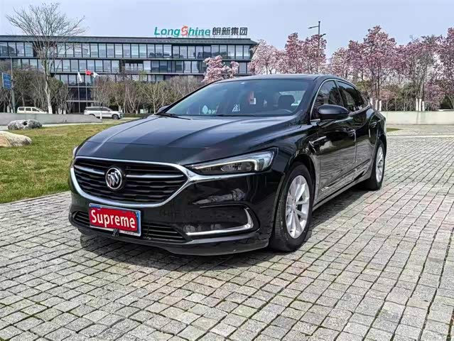 Buick LaCrosse 2021 — фото 1