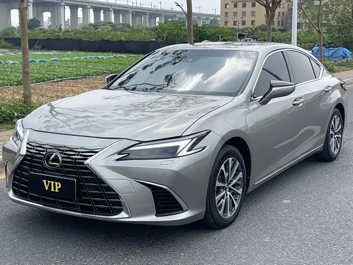 Lexus Lexus ES 2025 — фото 1