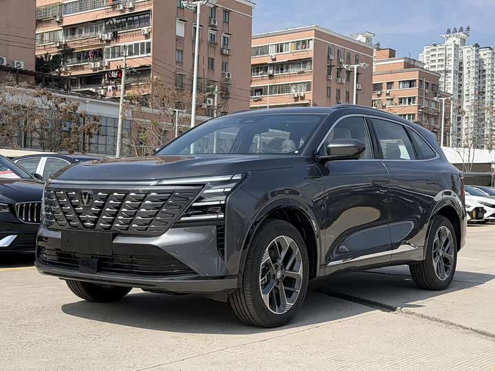 Changan Changan CS75 PLUS 2025 — фото 1