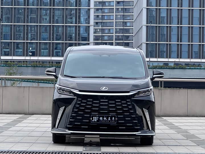 Lexus Lexus LM 2023 — фото 1