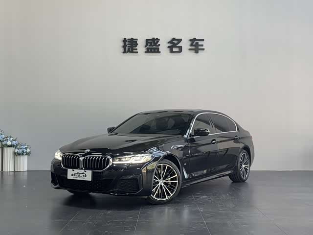 BMW 5 Series 2021 — фото 1
