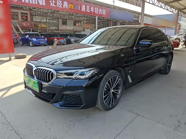BMW 5 Series 2023 — фото 1