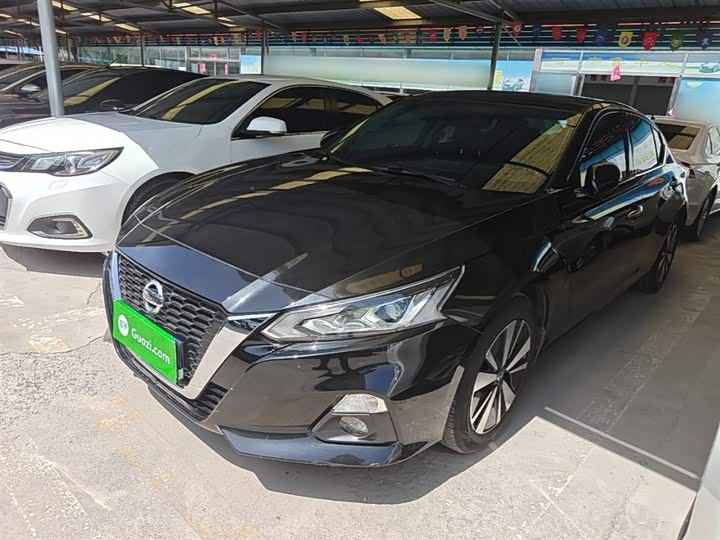 Nissan Teana 2021