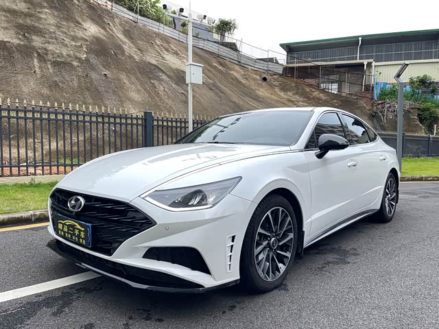 Hyundai Sonata 2020 — фото 1
